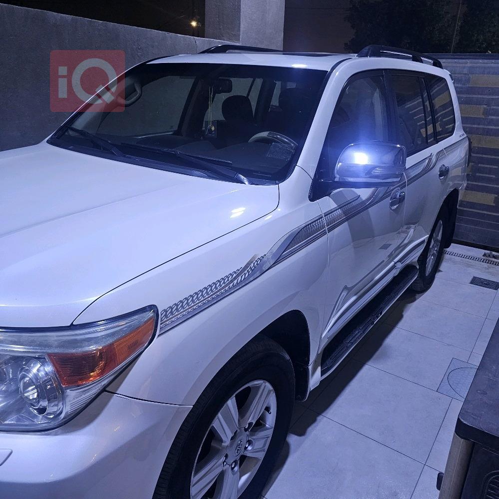 تويوتا لاندكروزر